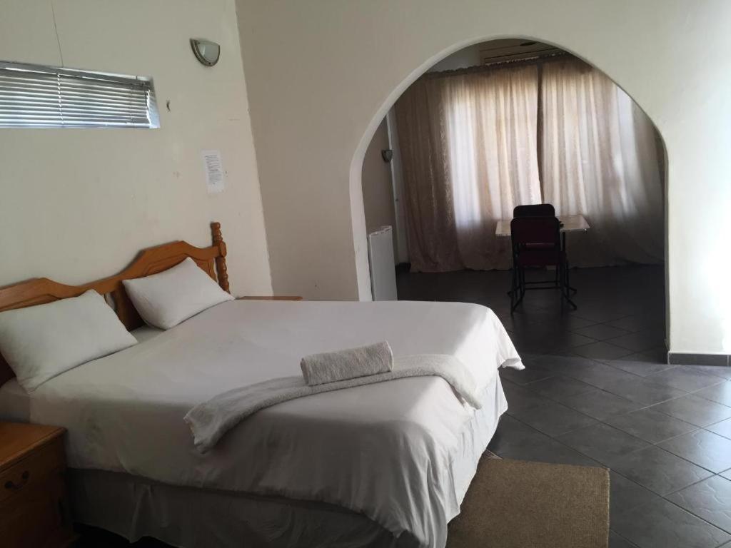 Good Living Bed And Breakfast วินด์ฮุก ภายนอก รูปภาพ
